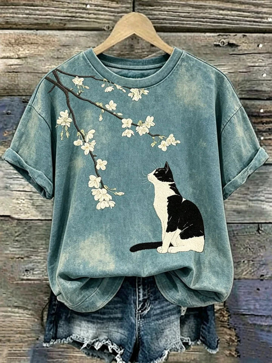 Women's Casual T-Shirt with Cat and Animal Embroidery & Print